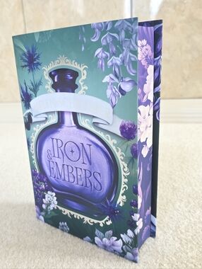 Iron & Embers Fairyloot SE